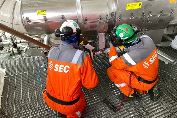 Insulation services on the FPSO